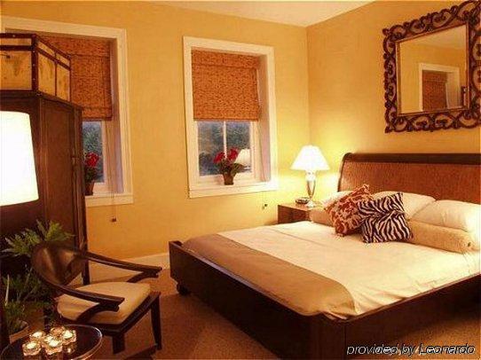 The National Hotel Frenchtown Camera foto